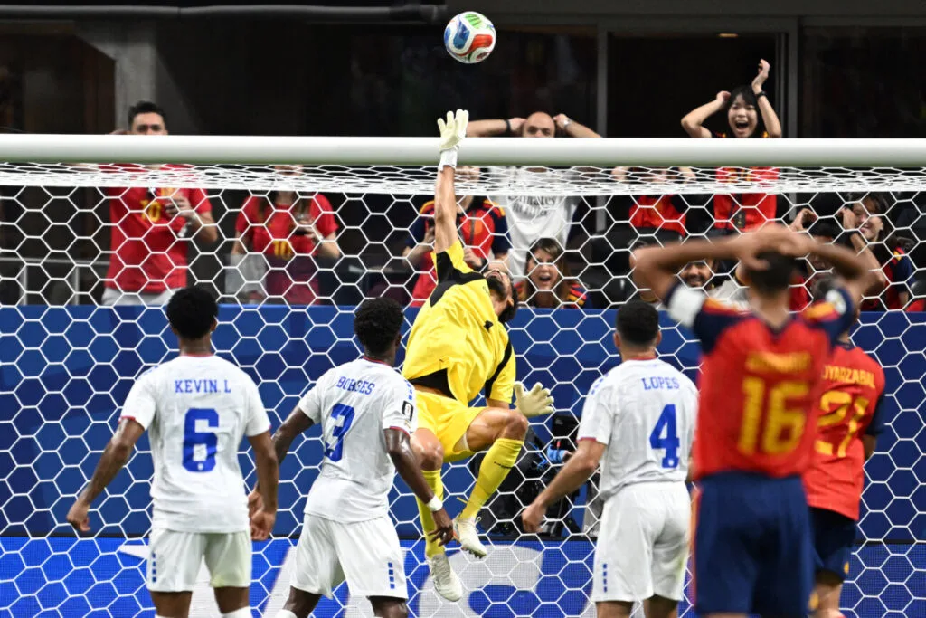 España no pudo romper la defensa de Cabo Verde en su debut en el Mundial 2026