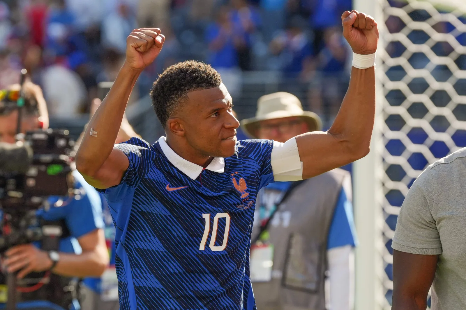 Mbappé hace historia: doblete ante Senegal y destronó a Giroud como máximo goleador de Francia