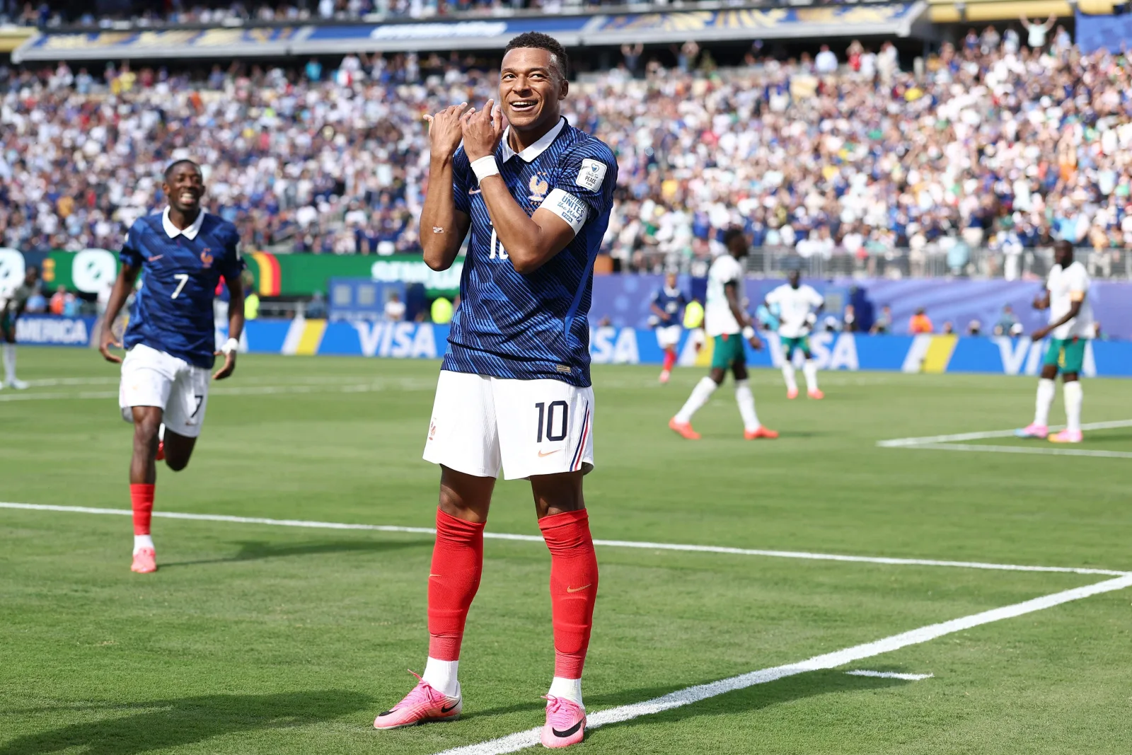 Francia demuestra su candidatura al Mundial 2026 con victoria sobre Senegal