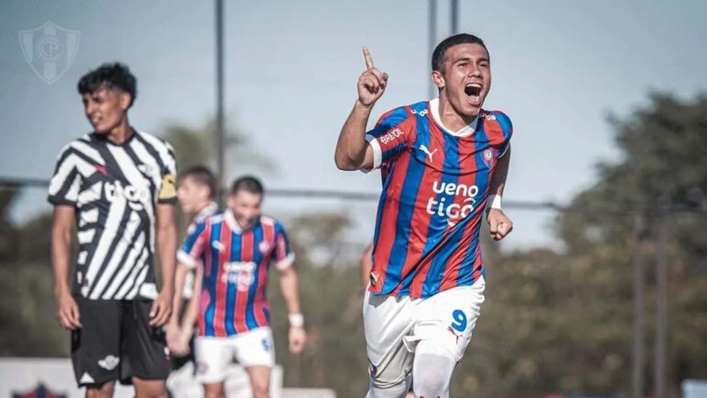 Édgar Páez llega a Ameliano en calidad de préstamo por una temporada