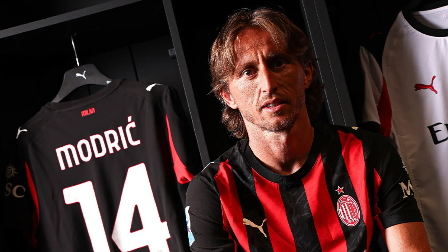 Modric renueva con el Milan hasta junio de 2027