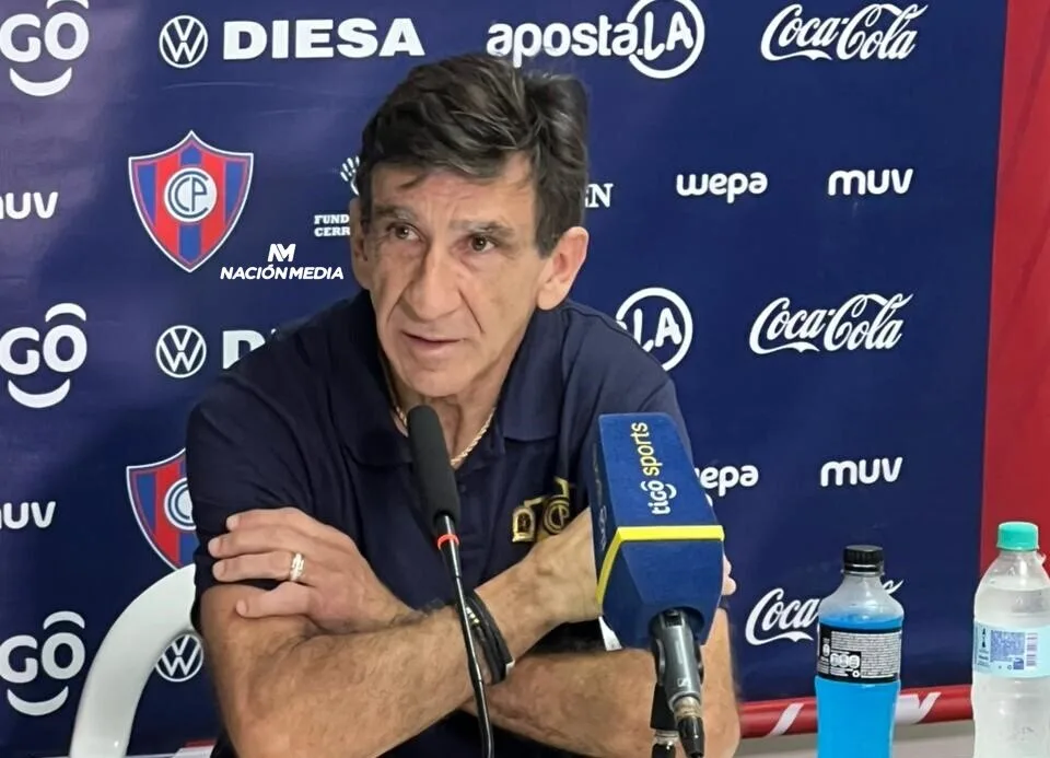 Gustavo Costas reconoce su disgusto pese a la goleada de Cerro Porteño sobre Recoleta