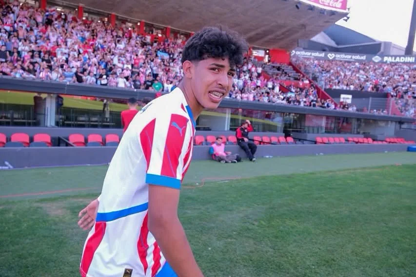 Alfaro convoca a debutantes para microciclo de la Selección Paraguaya