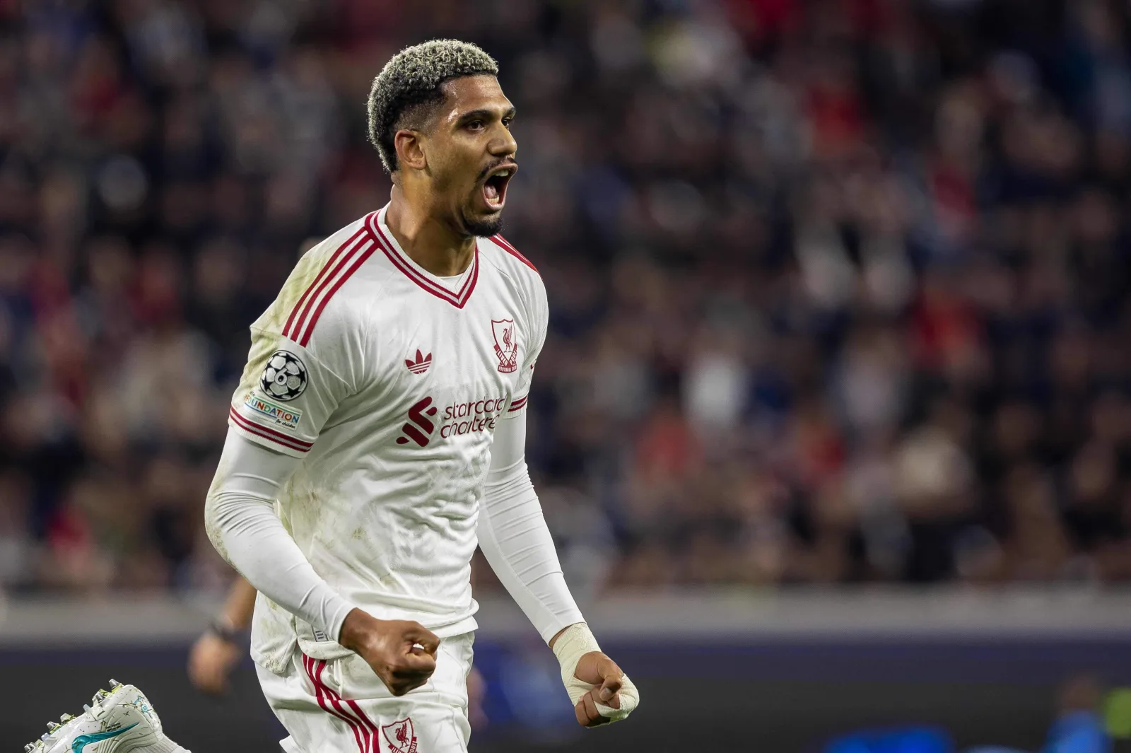 Araújo frena expectativas sobre fichaje definitivo con Liverpool
